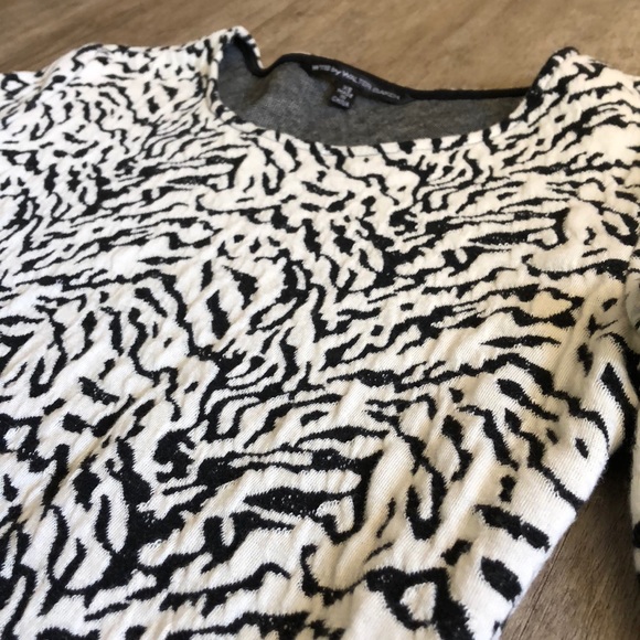 W118 by Walter Baker - Picture 4 of 4